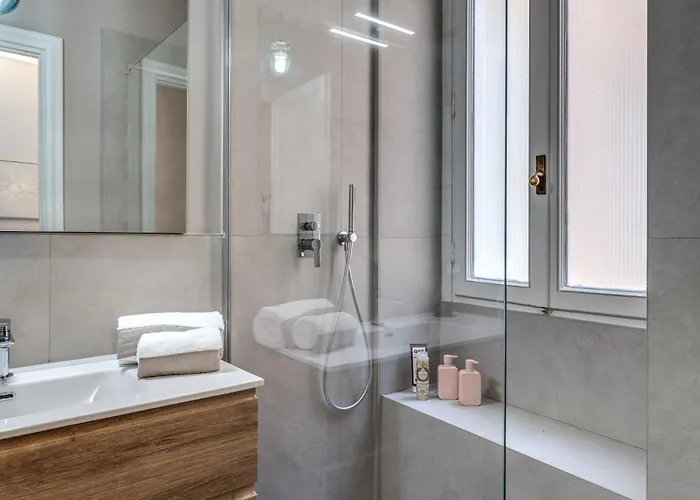 Trevi Apartament *